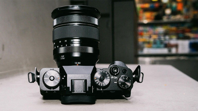 Fujifilm-X-T4-in-26.1-pixel-camera