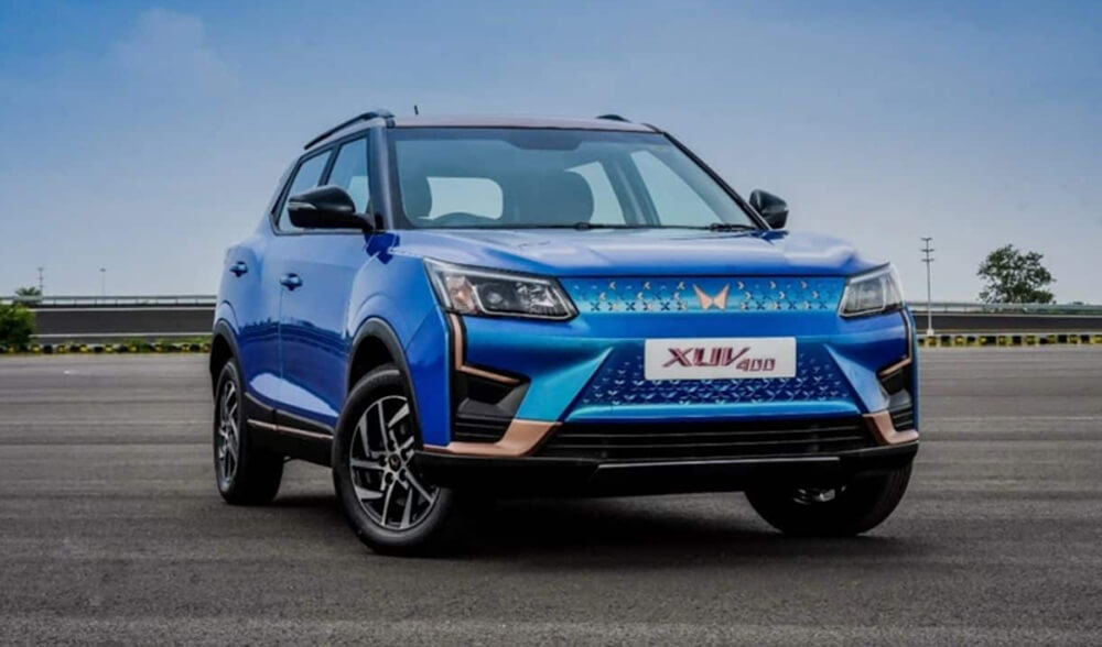 Mahindra's-electric-SUV-XUV400-is-getting-a-strong-response